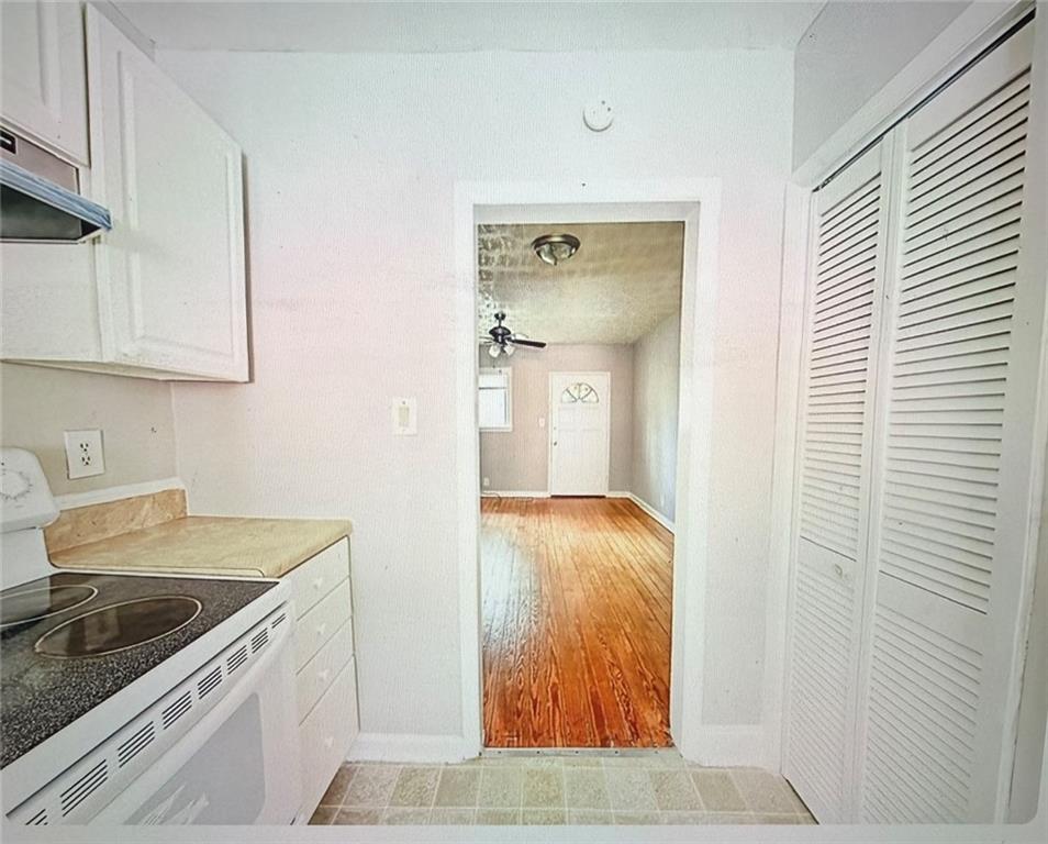 1332 Eubanks Avenue East Point GA 30344