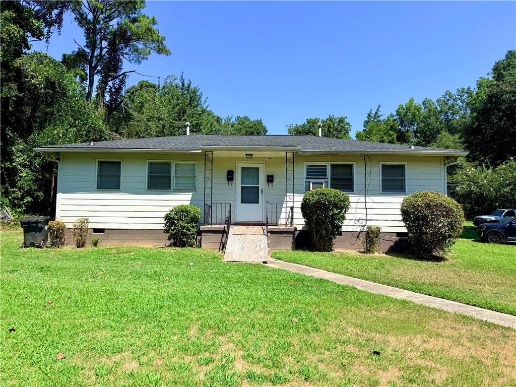 2967 Jones Street East Point GA 30344