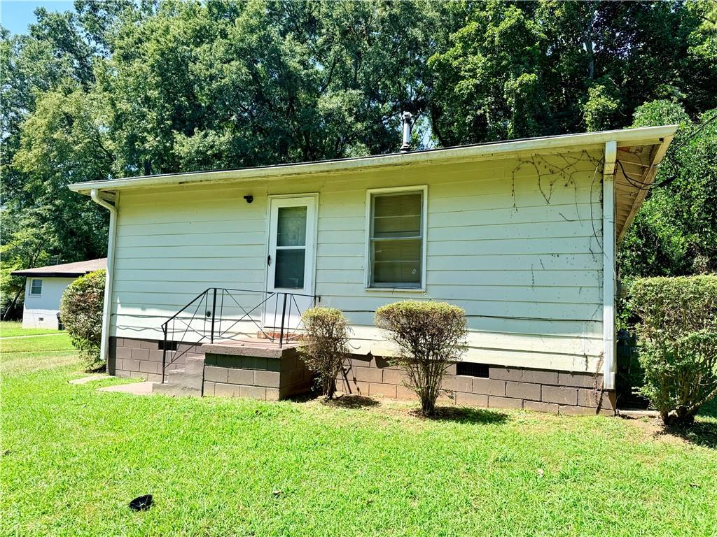 2967 Jones Street East Point GA 30344