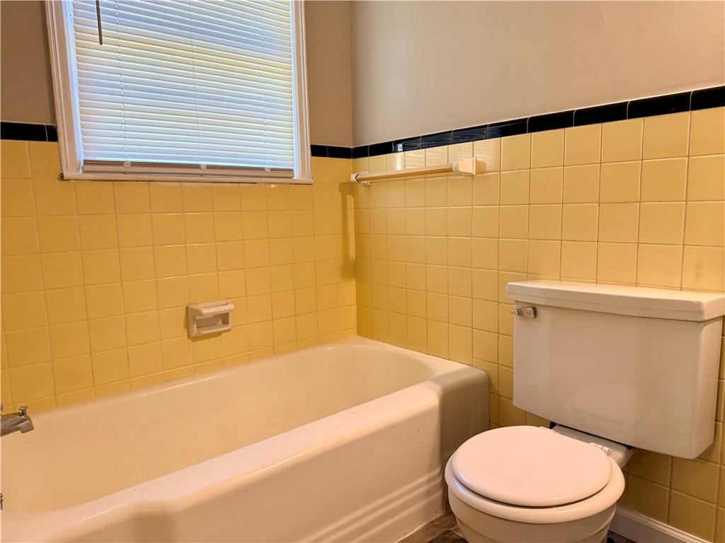 2967 Jones Street East Point GA 30344