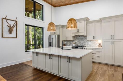 135 Hannah Way Ellijay GA 30540