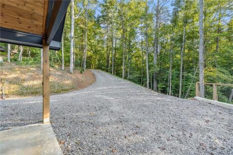 135 Hannah Way Ellijay GA 30540