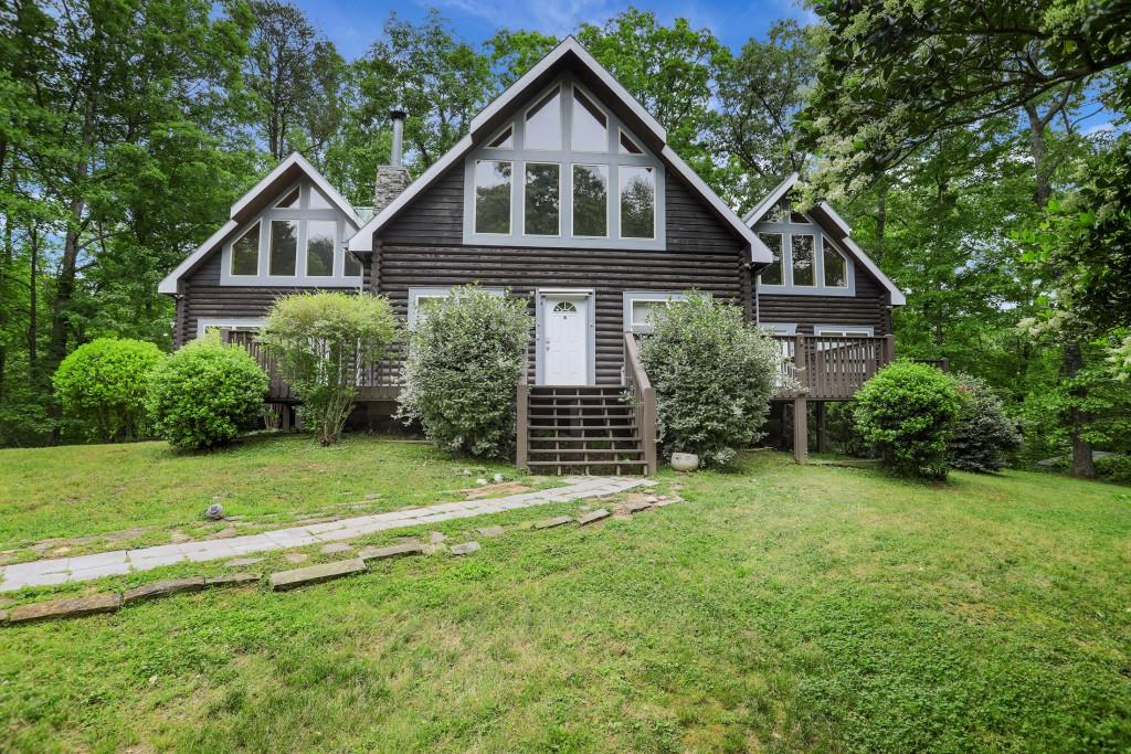 101 Yellow Bluff Road Dahlonega GA 30533