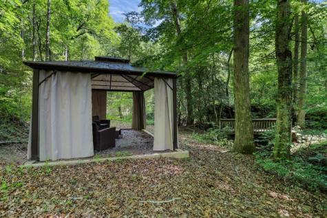 101 Yellow Bluff Road Dahlonega GA 30533