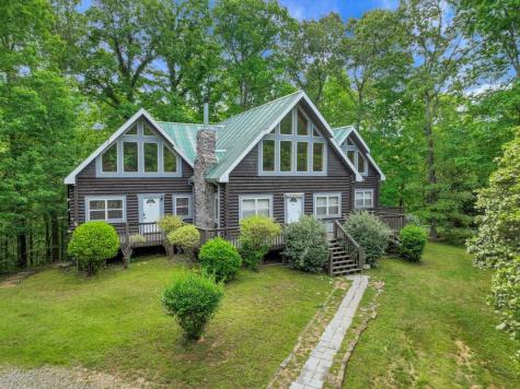 101 Yellow Bluff Road Dahlonega GA 30533