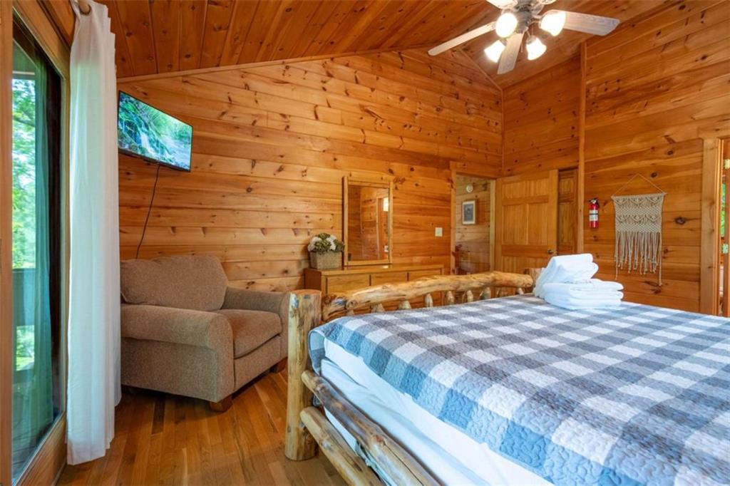 305 Martin Crossing Cherry Log GA 30522