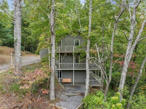 4113 White Oak Drive Hiawassee GA 30546