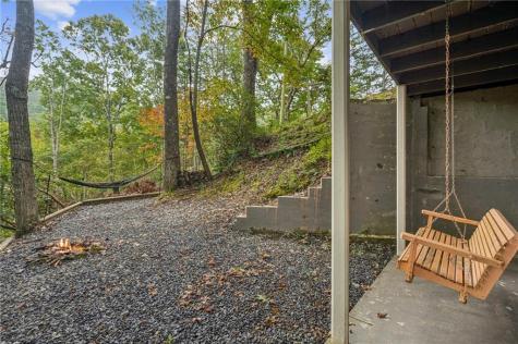 4113 White Oak Drive Hiawassee GA 30546