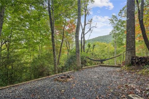 4113 White Oak Drive Hiawassee GA 30546