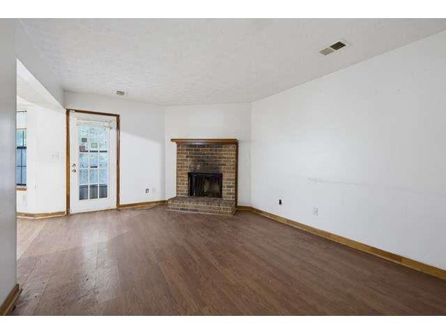 310 River Oak Drive Riverdale GA 30274