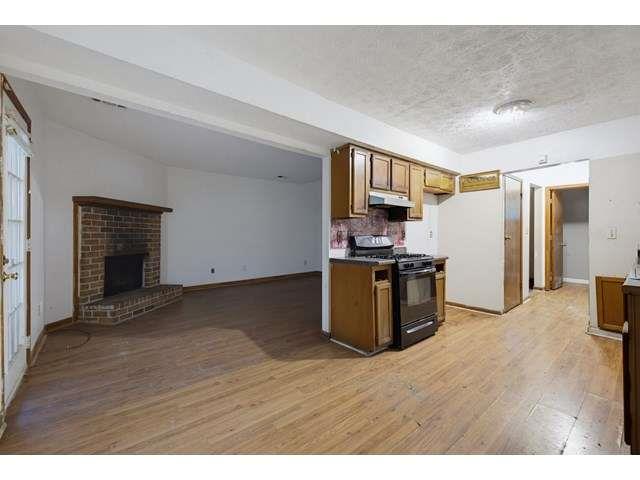 310 River Oak Drive Riverdale GA 30274
