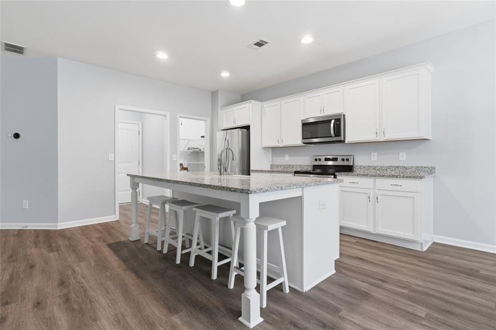 6535 River Station Drive Lula GA 30554
