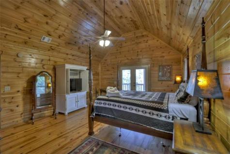207 Walker Ridge Way Mineral Bluff GA 30559