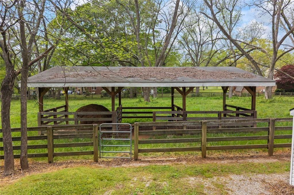 344 Hartwell Road Lavonia GA 30553