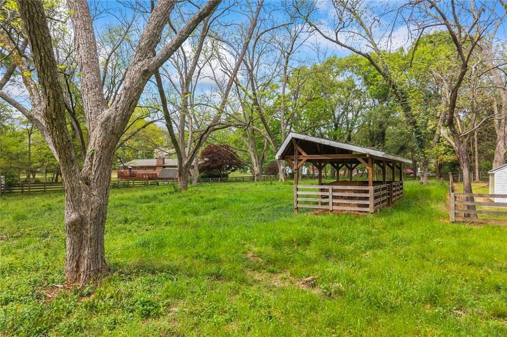 344 Hartwell Road Lavonia GA 30553