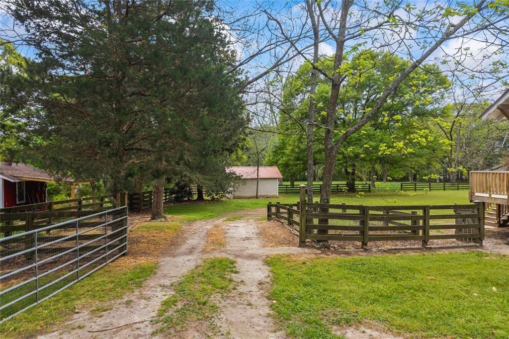 344 Hartwell Road Lavonia GA 30553