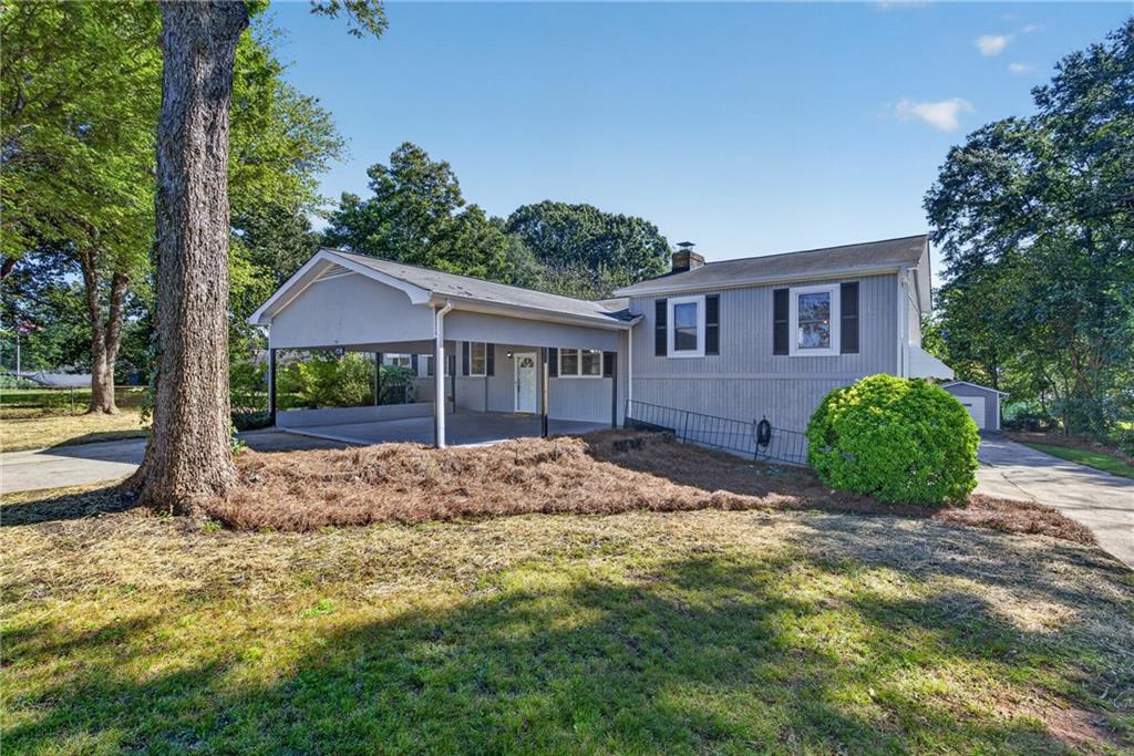 1536 W Oak Drive Marietta GA 30062