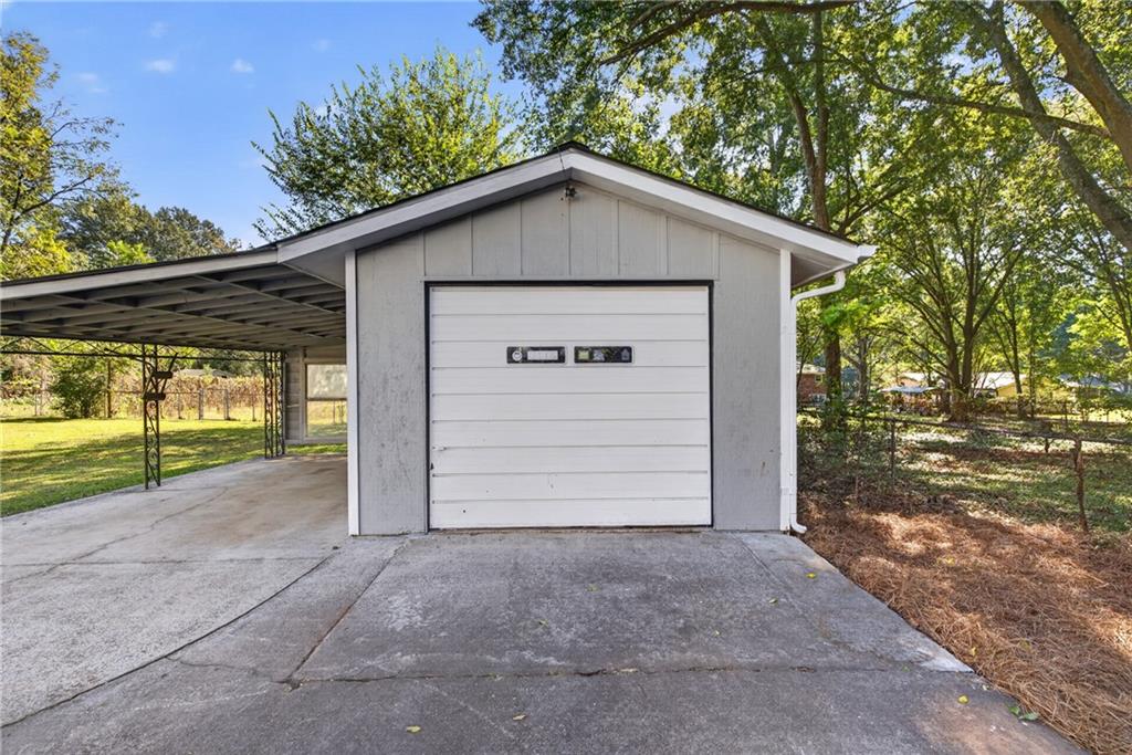1536 W Oak Drive Marietta GA 30062
