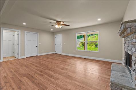148 Brooks Drive Dahlonega GA 30533