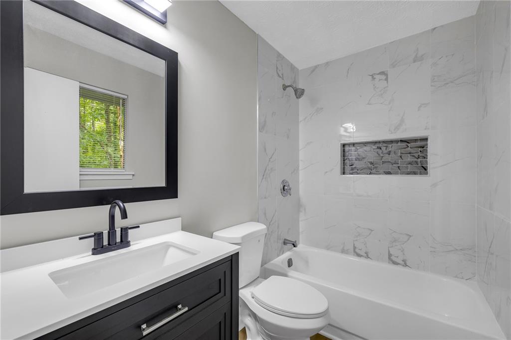 404 Ridgetop Drive NW Acworth GA 30102