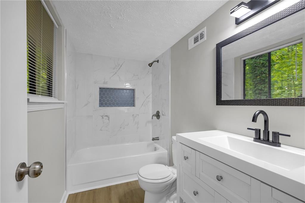 404 Ridgetop Drive NW Acworth GA 30102