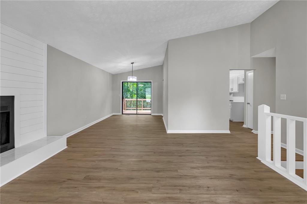 404 Ridgetop Drive NW Acworth GA 30102