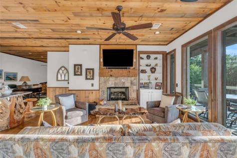 540 Overlook Drive Blue Ridge GA 30513