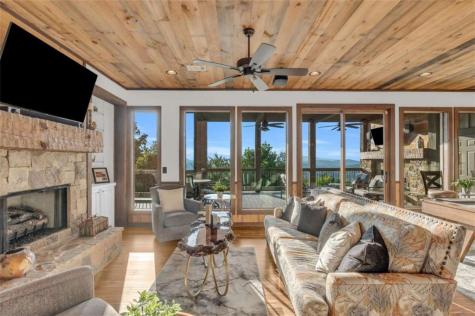 540 Overlook Drive Blue Ridge GA 30513