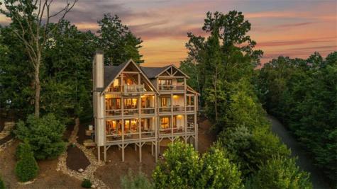 540 Overlook Drive Blue Ridge GA 30513