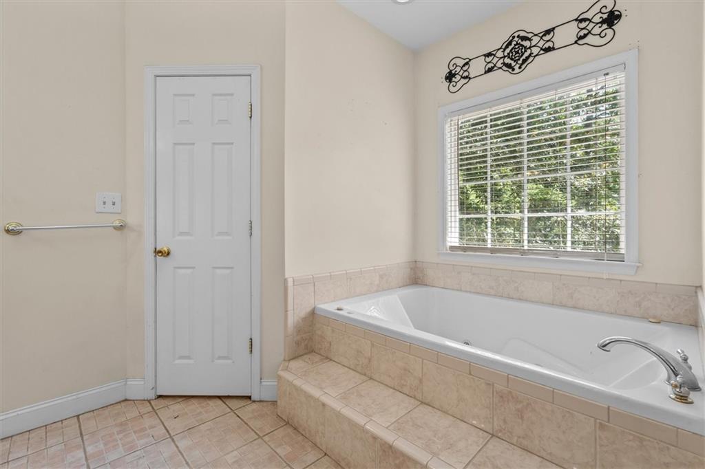9790 Court Lynn Lane Winston GA 30187