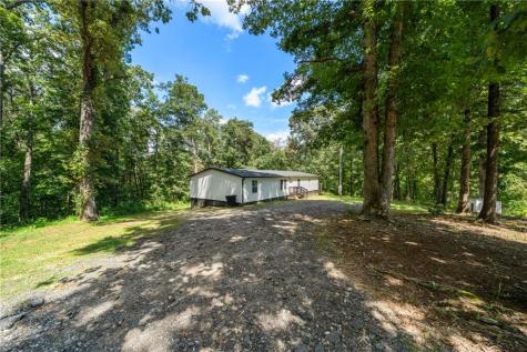 115 Wildwood Trail Cleveland GA 30528
