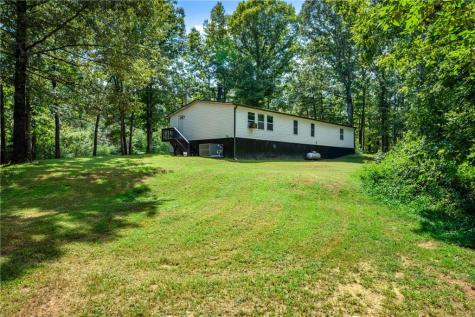 115 Wildwood Trail Cleveland GA 30528