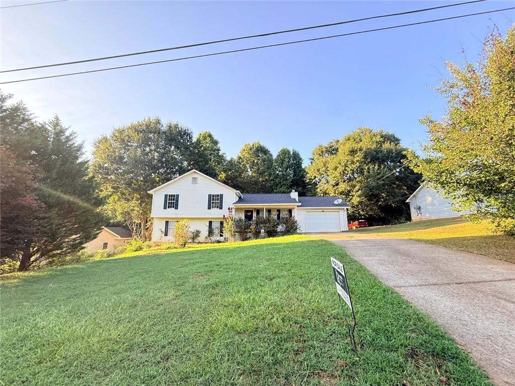 4400 Leafview Drive Gillsville GA 30543