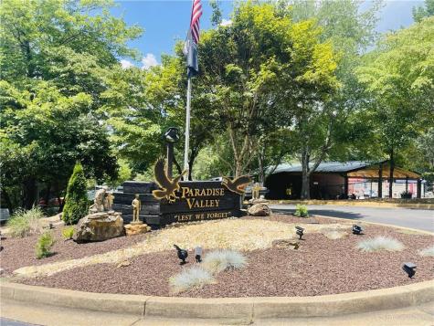 95 Hill Crest Court Cleveland GA 30528