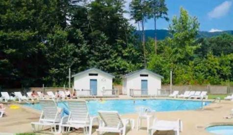 5 Honey Dew Way Cleveland GA 30528