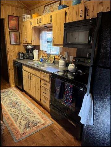 5 Honey Dew Way Cleveland GA 30528