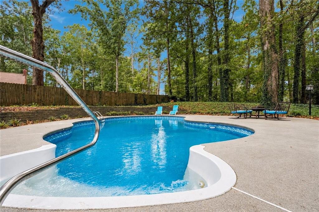 1211 Bridgewater Walk Snellville GA 30078