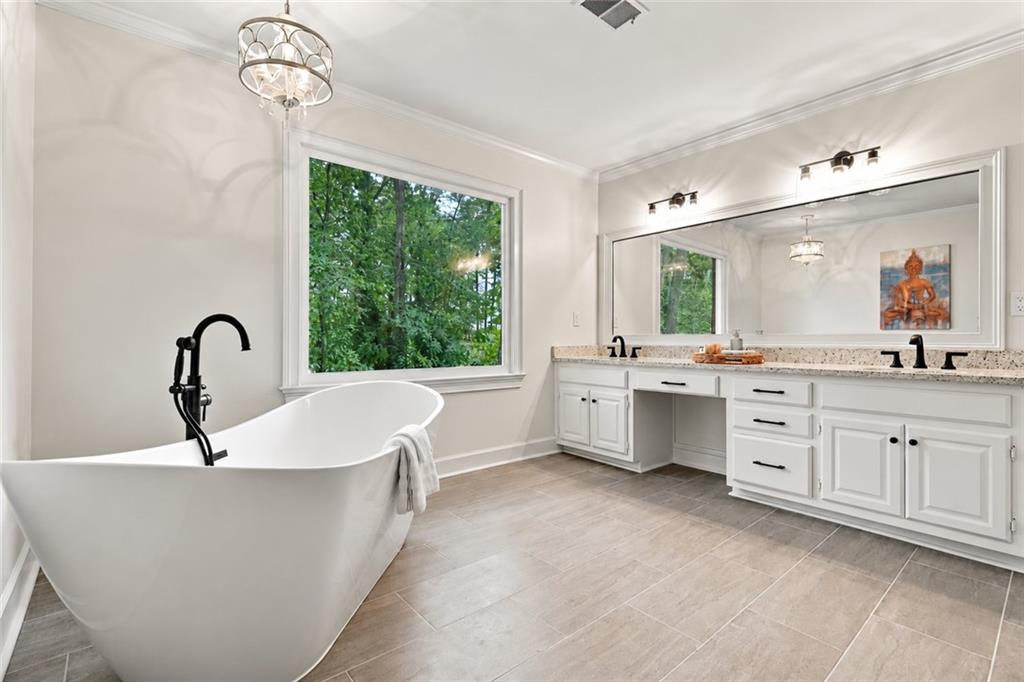 1211 Bridgewater Walk Snellville GA 30078