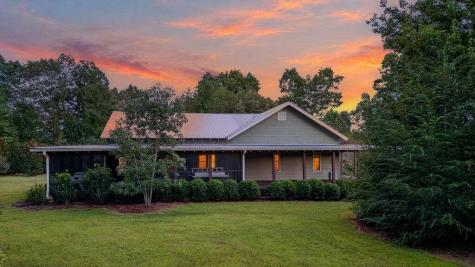 210 W Pierceville Road W Mccaysville GA 30555