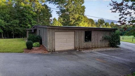 210 W Pierceville Road W Mccaysville GA 30555