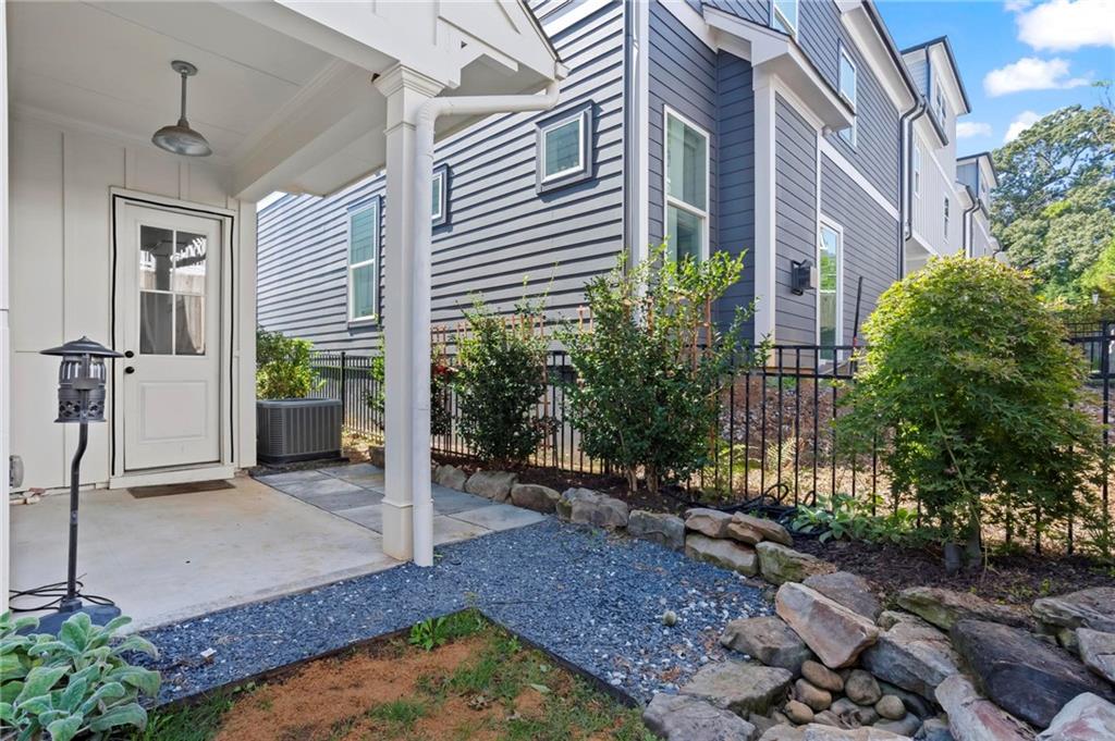 646 Juneberry Lane Atlanta GA 30316