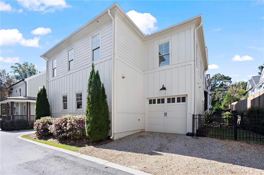 646 Juneberry Lane Atlanta GA 30316