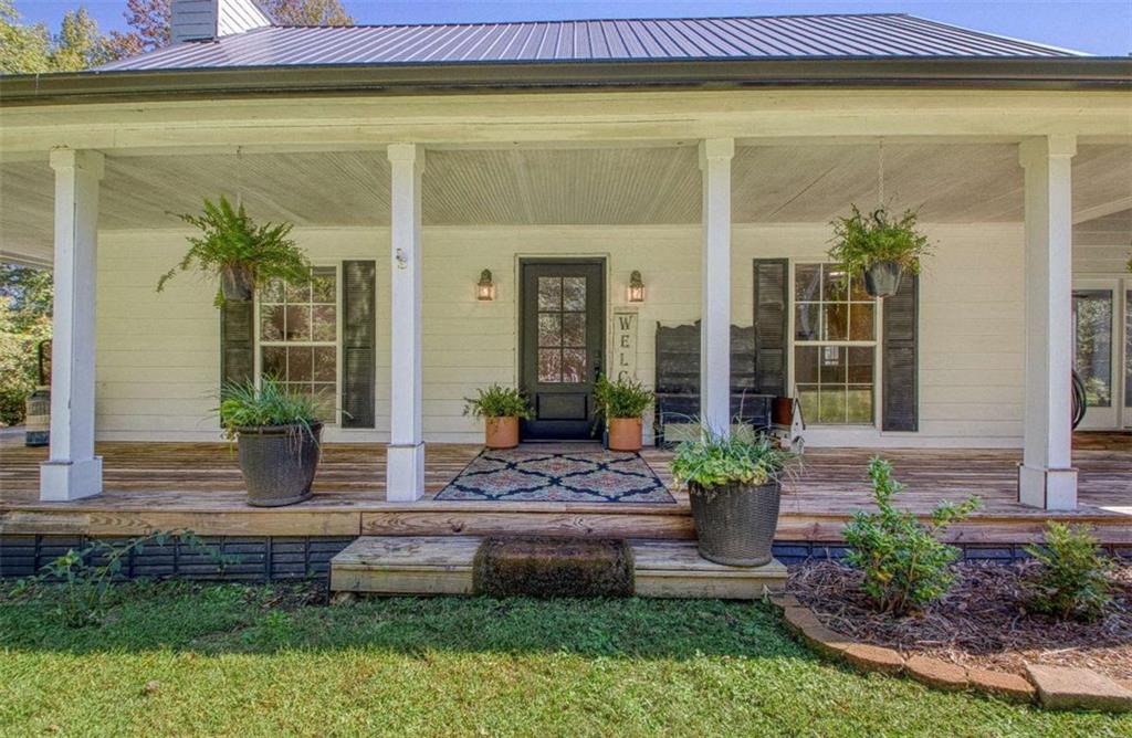 1735 Highway 85 Senoia GA 30276