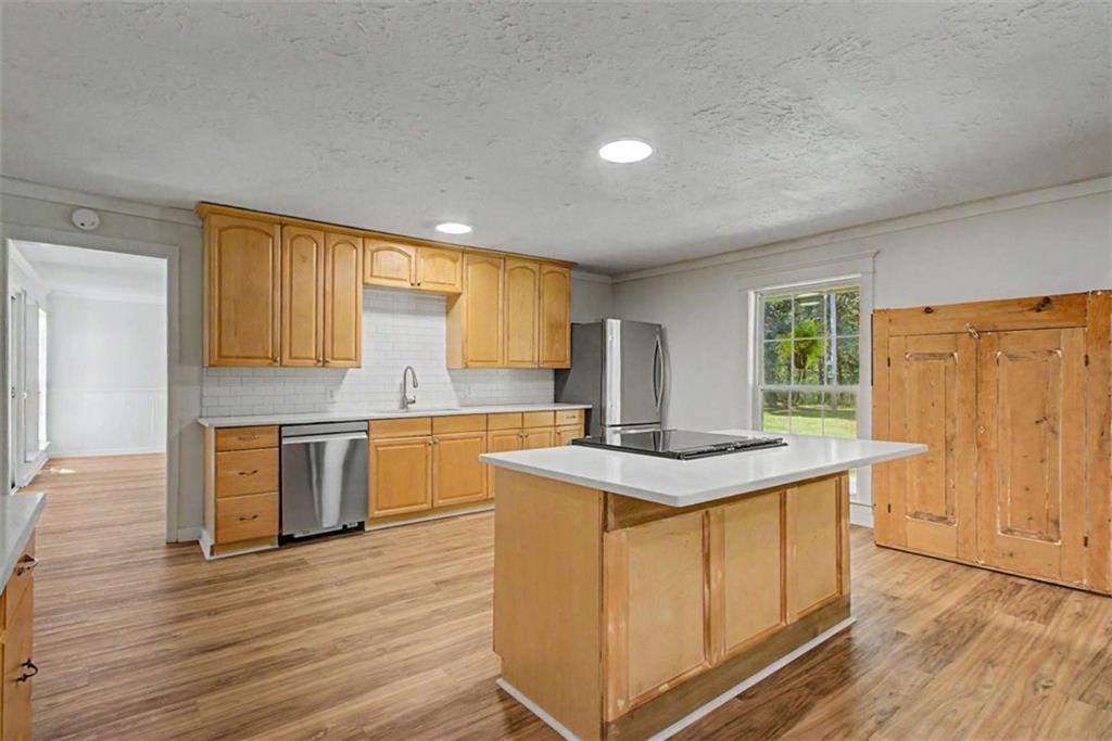 1735 Highway 85 Senoia GA 30276