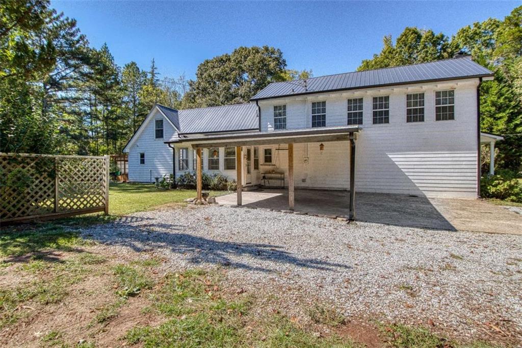 1735 Highway 85 Senoia GA 30276