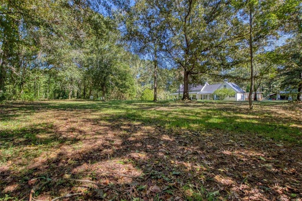 1735 Highway 85 Senoia GA 30276