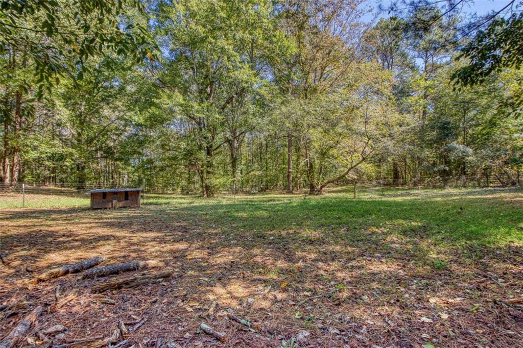 1735 Highway 85 Senoia GA 30276
