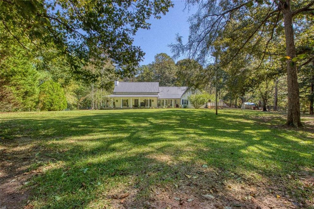 1735 Highway 85 Senoia GA 30276