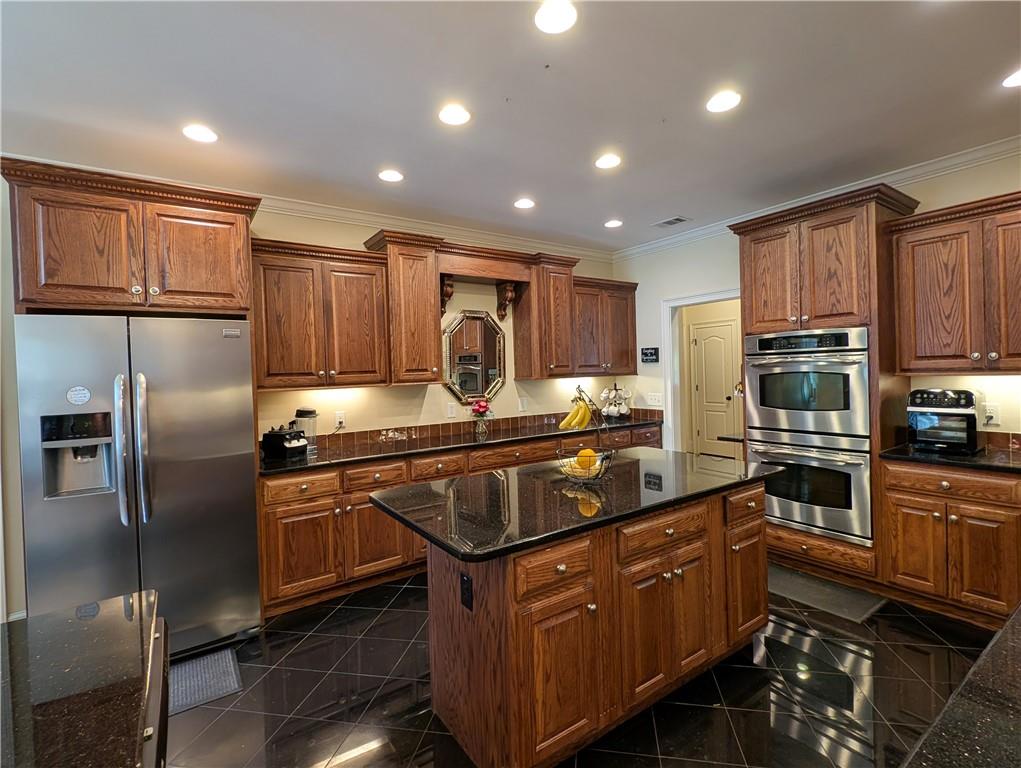 104 Hawks Bend Canton GA 30115