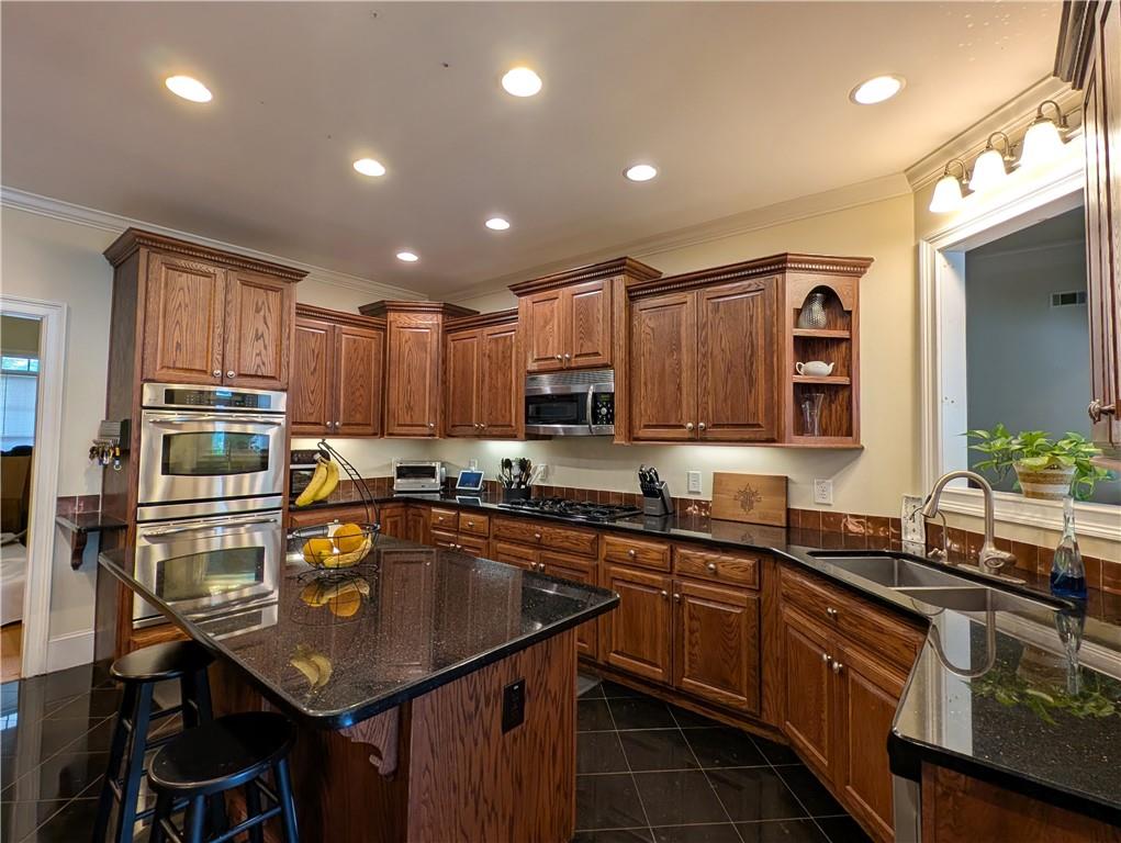 104 Hawks Bend Canton GA 30115